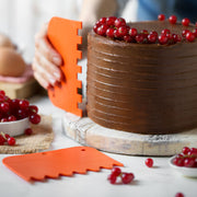 SET 2 RASPAS PLASTICAS ONDULADA Y FRANJAS DECORA