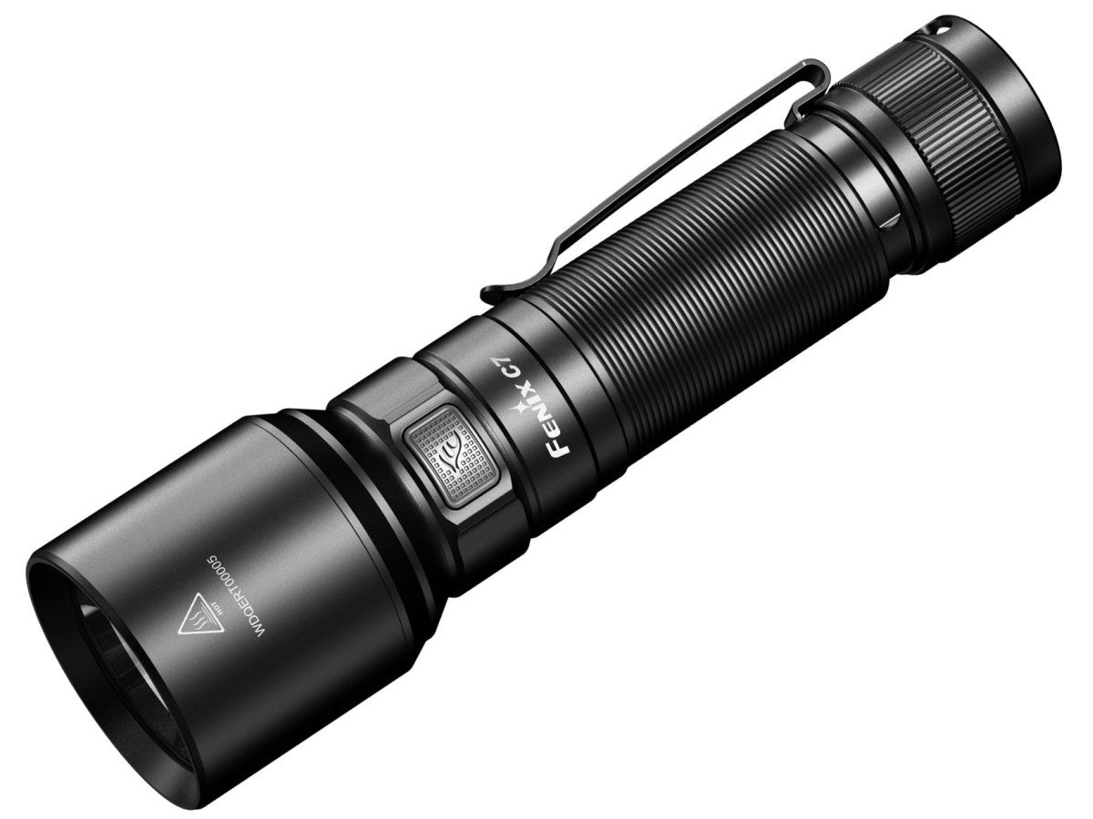 LINTERNA FENIX C7 RECARGABLE 3000LM 450 mts