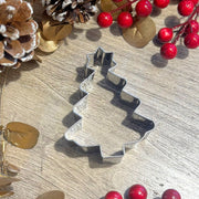 CORTA GALLETA ARBOL NAVIDAD E 7X9 CM A046