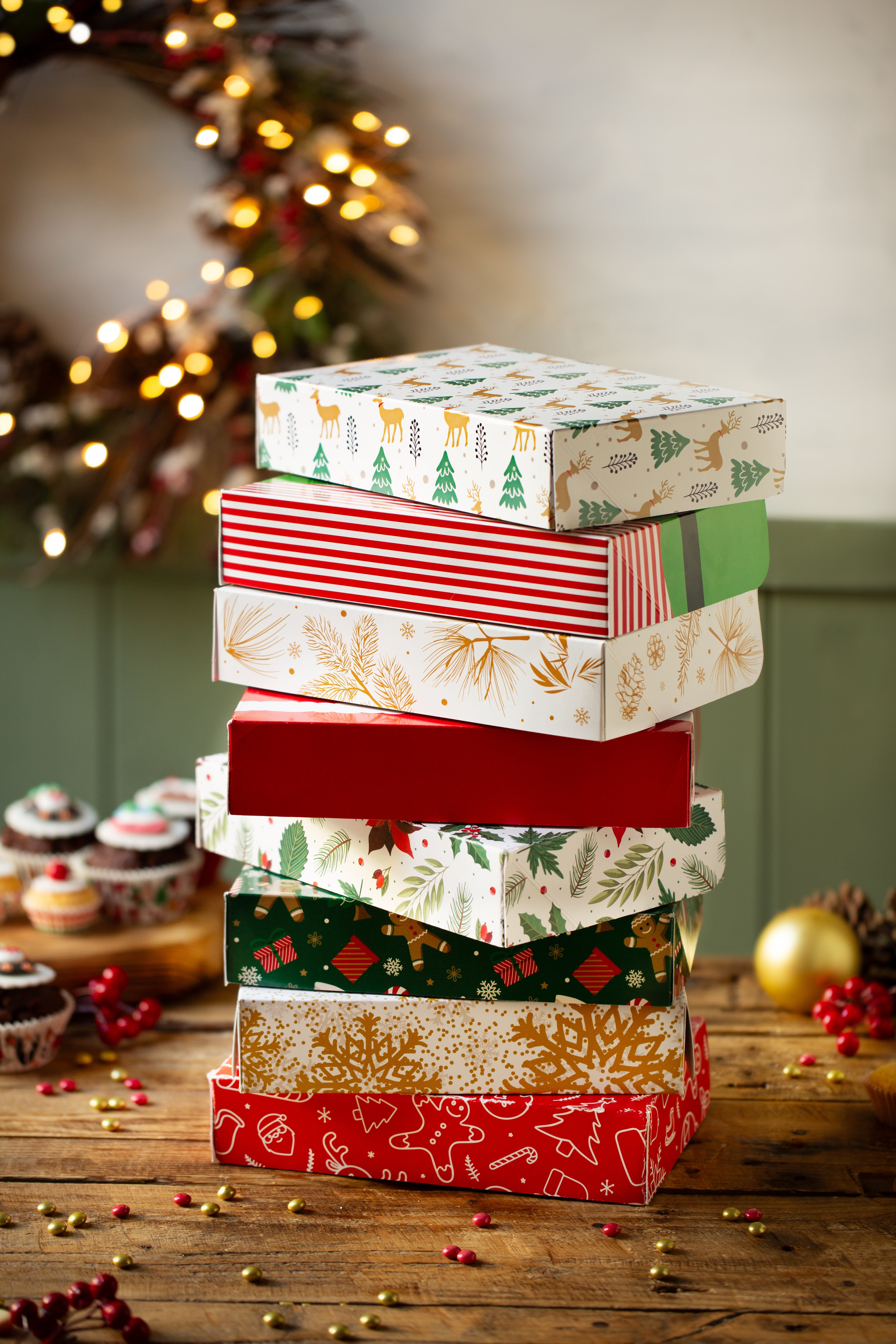 CAJAS DISEÑO NAVIDAD 23.5X16X5 CM DECORA