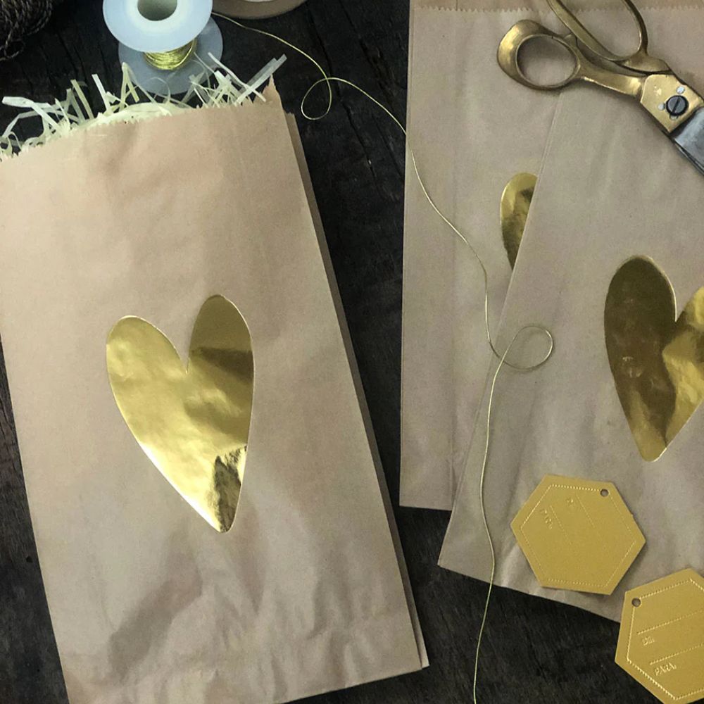 SET 30 BOLSA KRAFT MEDIANA CORAZON INDIGO DE PAPEL