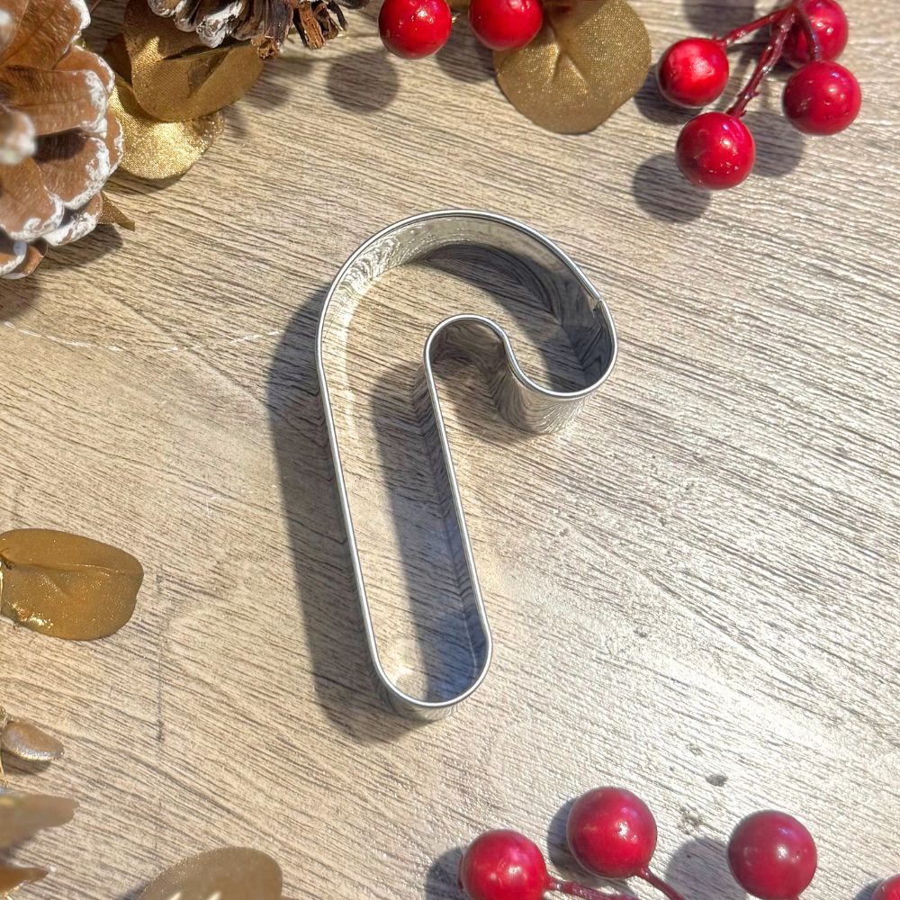 CORTA GALLETA BASTON 4,8X8 CM A063