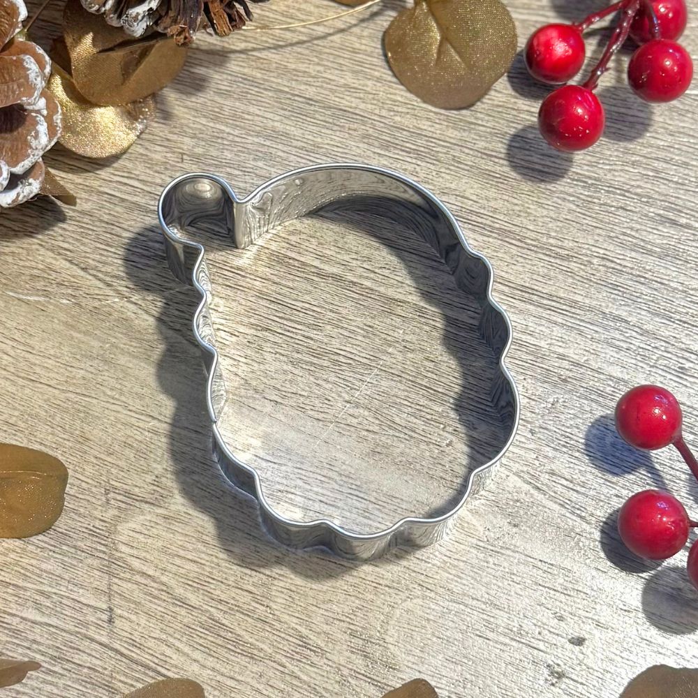 CORTA GALLETA SANTA CLAUS A 6X7,5 CM A067