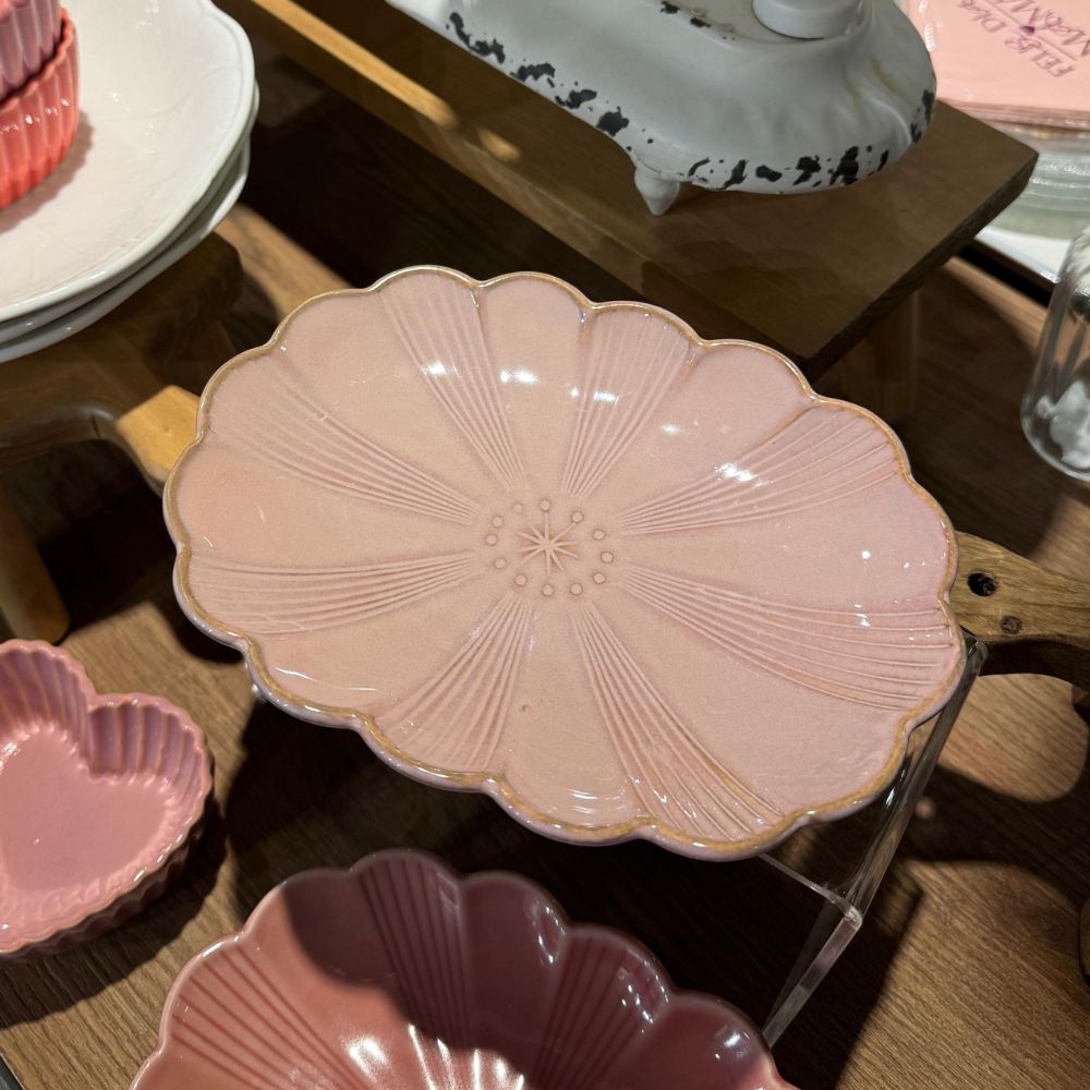 PLATO PLANO FLOR OVALADO ROSADO 20X14,5X3 CM